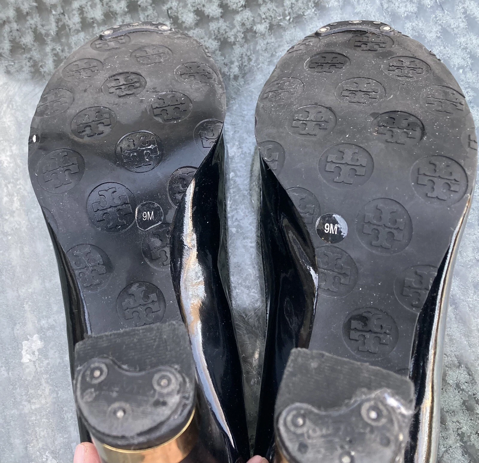 TORY BURCH MADDIE DÉCOLLETÉ NERE LOGO ORO TACCO A BLOCCO IMPILATO taglia 9M