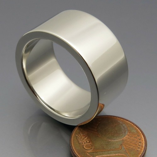 DISEÑO NEUMÁTICO - ANILLO CLÁSICO - PESADO Y MACIZO DE PLATINO 950 - Imagen 3 de 5