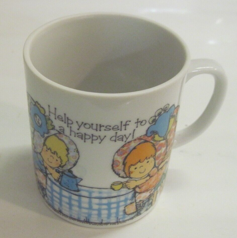 Vintage 1974 Japan Ceramic Coffee Mug Help Yourself To A Happy Day