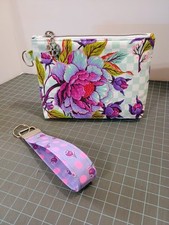 Tula Pochette in Tessuto Indomesticato Rosa Con Portachiavi Polso, Vedi Descrizione 