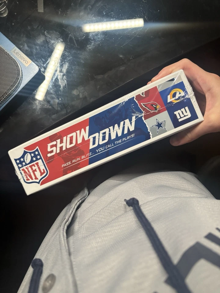Juego de mesa NFL Showdown Buffalo Games, todos los equipos de la NFL, sin abrir aún sellado Foto 3 de 3