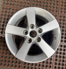 64863 04-06 Mazda 3 Oe Used Wheel 15 9965l86050 Scratches