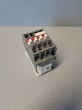 A163010 - ABB - A163010 / Used Contactor