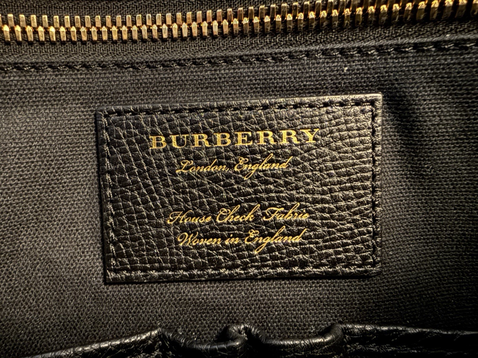 Burberry - Rare vintage satchel - Black and house check image 6
