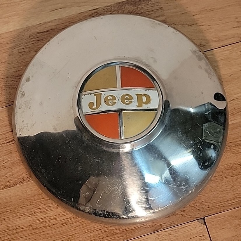 JEEP Dog Dish Hub Cap Wagoneer Gladiator CJ5 Jeepster Commando 63 64 65