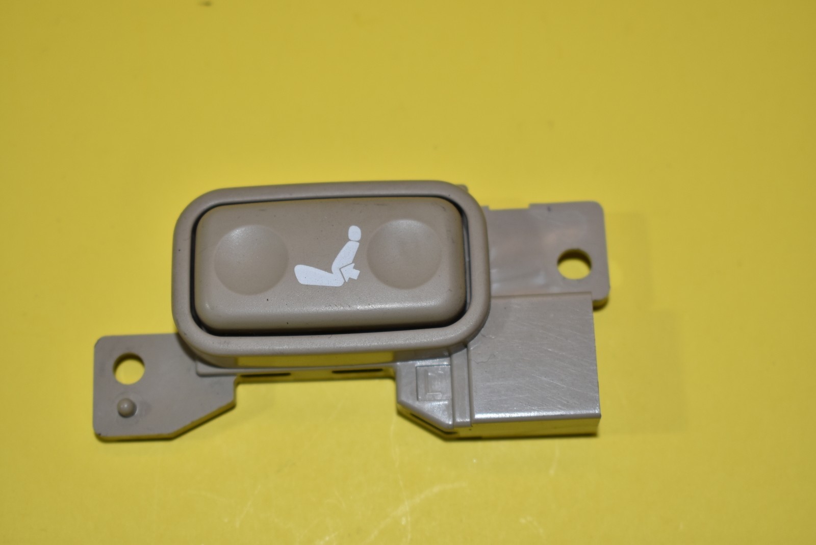 01 02 03 04 05 06 07 Toyota Highlander Power Seat Control Adjustment