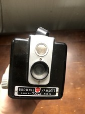 Kodak Brownie Hawkeye Flash Model Camera 1950-1961 Untested