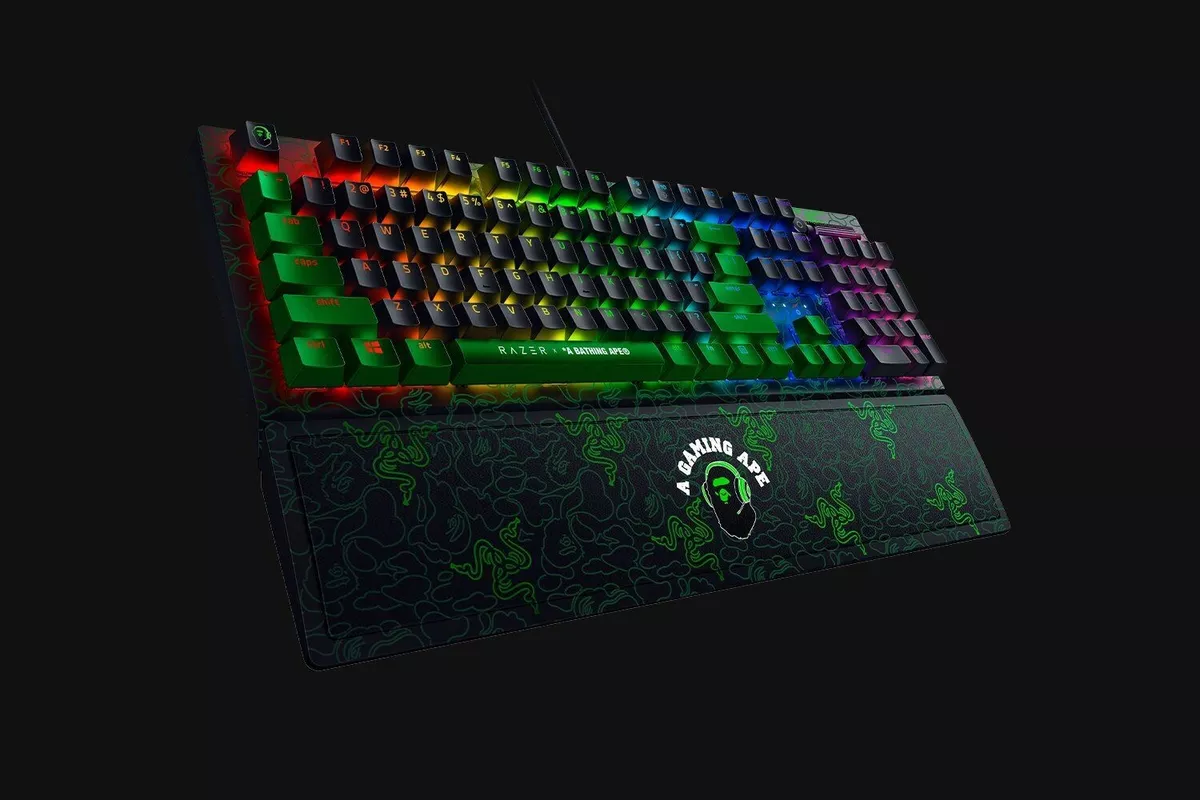 A BATHING APE x RAZER BlackWidow V3 - Green Switch - US Bape Model Neon Camo New