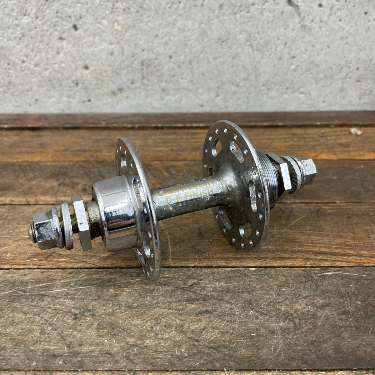 SUZUE BMX CARBON HUB SET 3/8 36H 新品未使用 SUZUE BMX CARBON HUB SET 3/8 36H 新品未使用 SUZUE BMX CARBON HUB SET