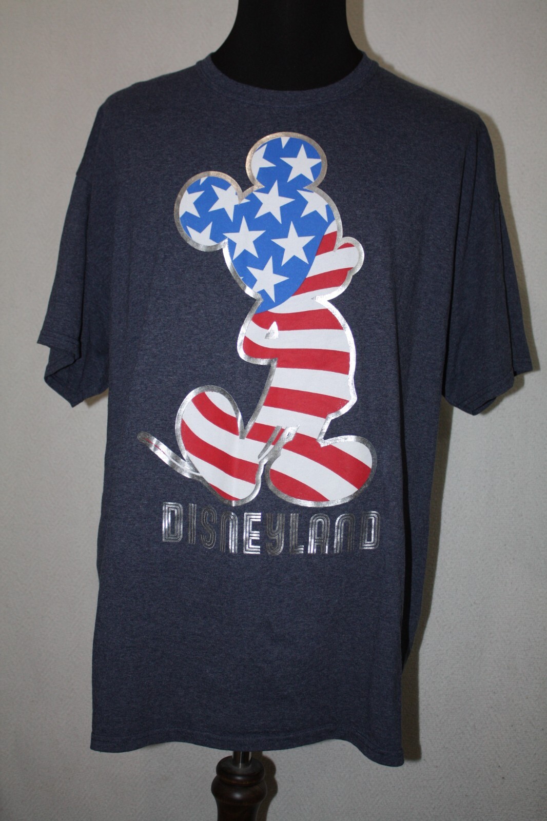 DISNEYLAND Mickey Mouse character print T-shirt, made in the USA, men's size M (approx.) cotton gray type Vintage Second Hand
