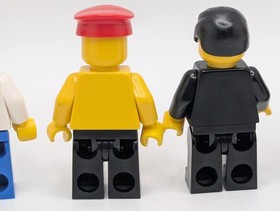 5 Vintage Lego Male and Female Town Minifigures from Set 4559 Cargo Train