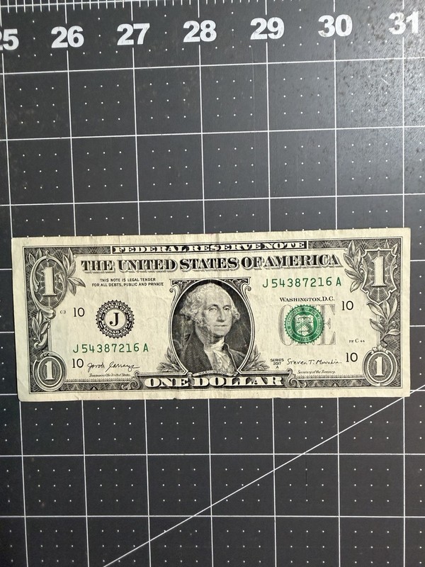 $1 FRN Series 2017 A Scattered Ladder J54387216A