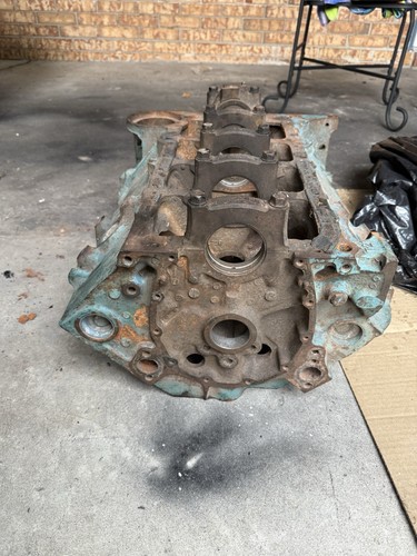 Chevy 305 Small Block Out Of A C10 5.0L Engine - Picture 6 of 7