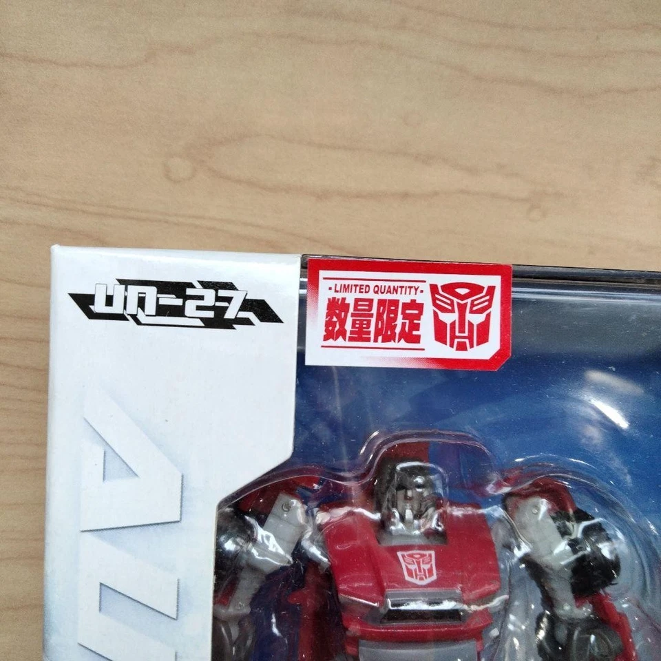 Transformers United Autobot Warrior Decepticon Intelligence Sier - Image 2 of 4