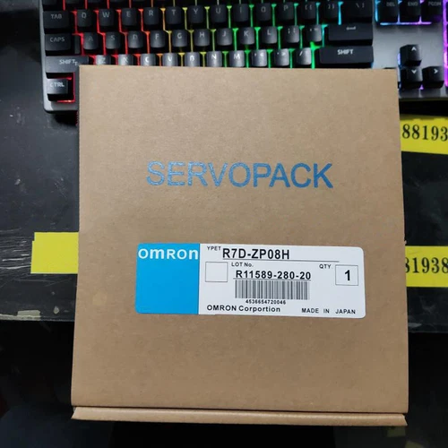 1PC new omron IN BOX AC Servo drive R7D-ZP08H R7D-ZP08H FAST SHIP