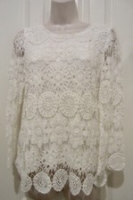 White lined Lace Top w/Buttons Up the Back - Long bell Sleeves NWT Sz S
