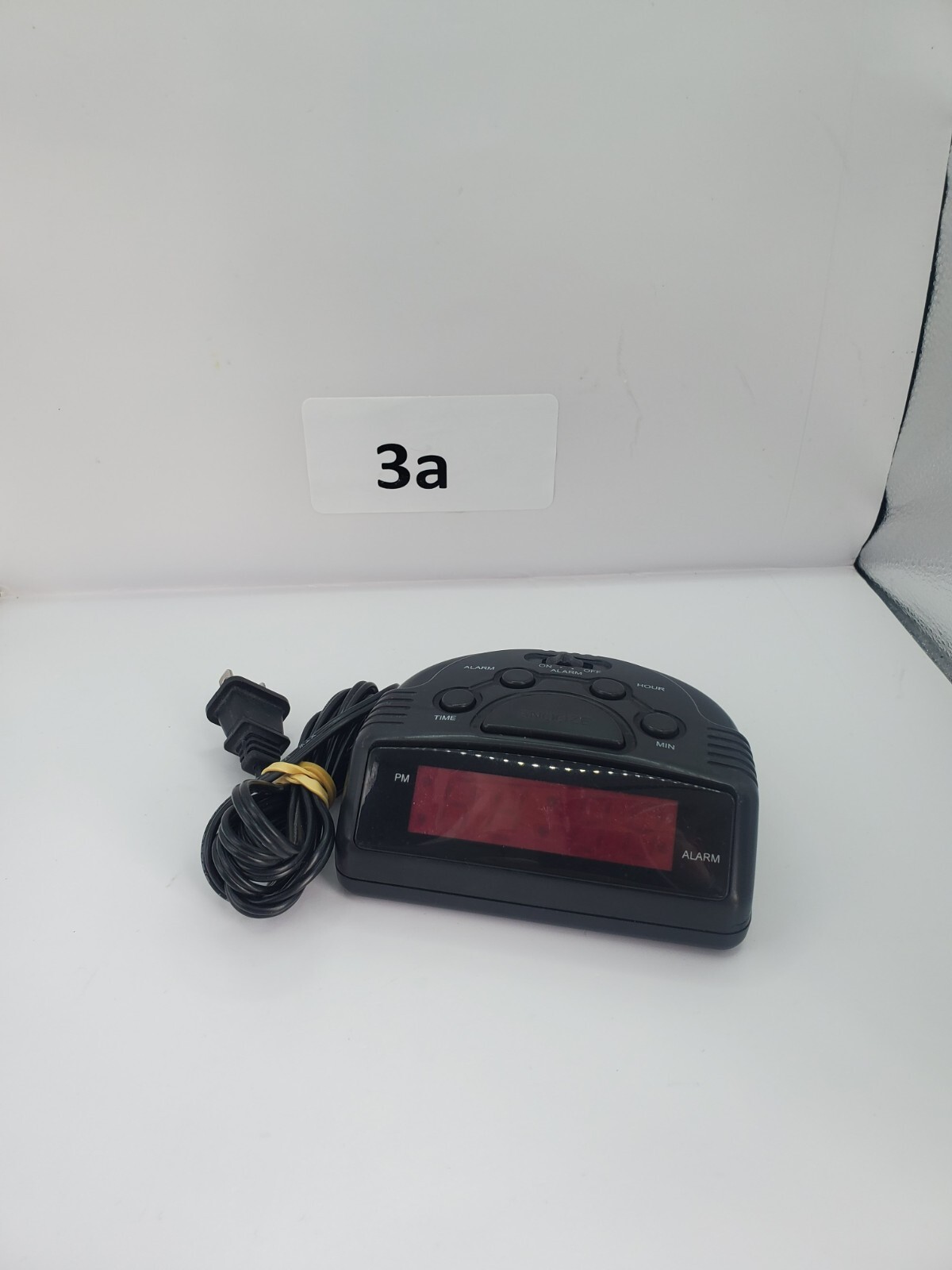 everyday living Retro Style Digital Alarm Clock gl-87