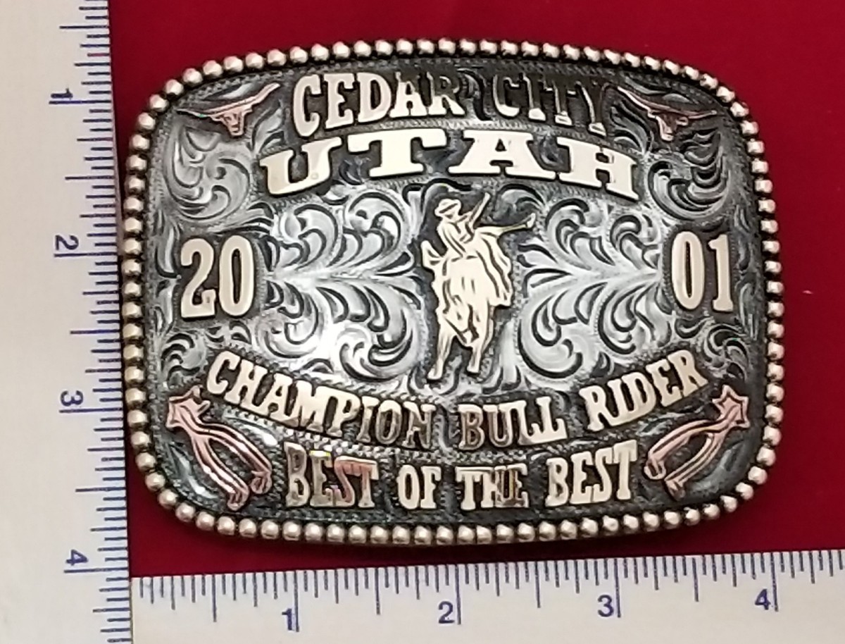 【中古】 Rodeo Disco DavidCarretta CEDAR CITY UTAH RODEO BUCKLE VINTAGE 2001 BULL RIDER