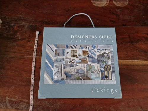 Designers Guild Essentials Stoffmusterbuch Inlett