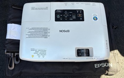 Epson H268A 3LCD 1024 x768 3000 lumens USB VGA Projector