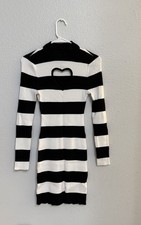 Heart Sweater Knit Dress w/Cut Out Blk & What Womens Size Large by Derek Heart
