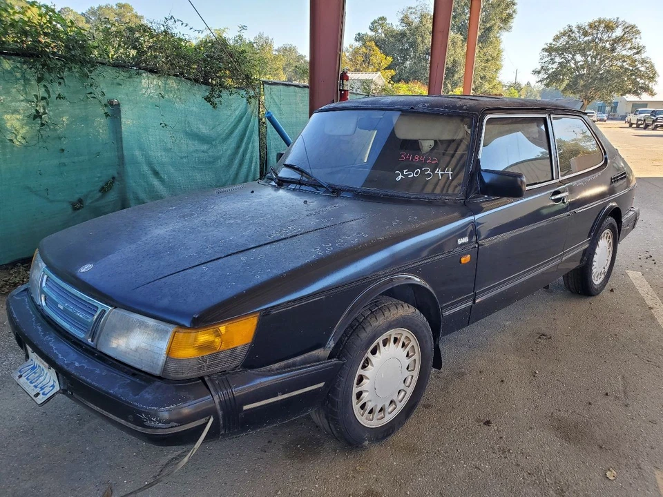 1989 1990 Saab 900 OEM Throttle Body 2.0L MT - Image 2 of 4