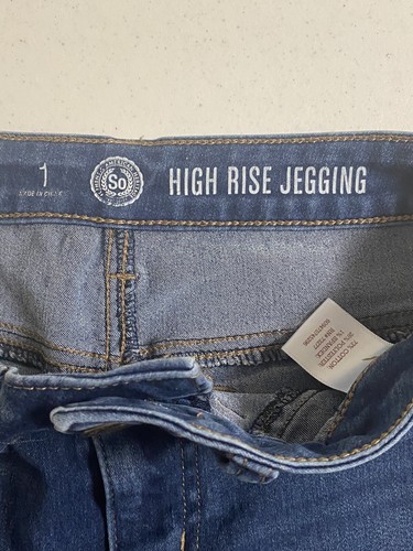 SO Girls Junior Blue Jeans, Size 1, Blue, Zipper, Button, Pockets - Picture 9 of 11
