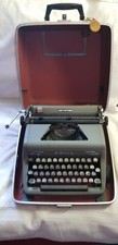 1949 Royal Quiet Deluxe Typewriter thumbnail