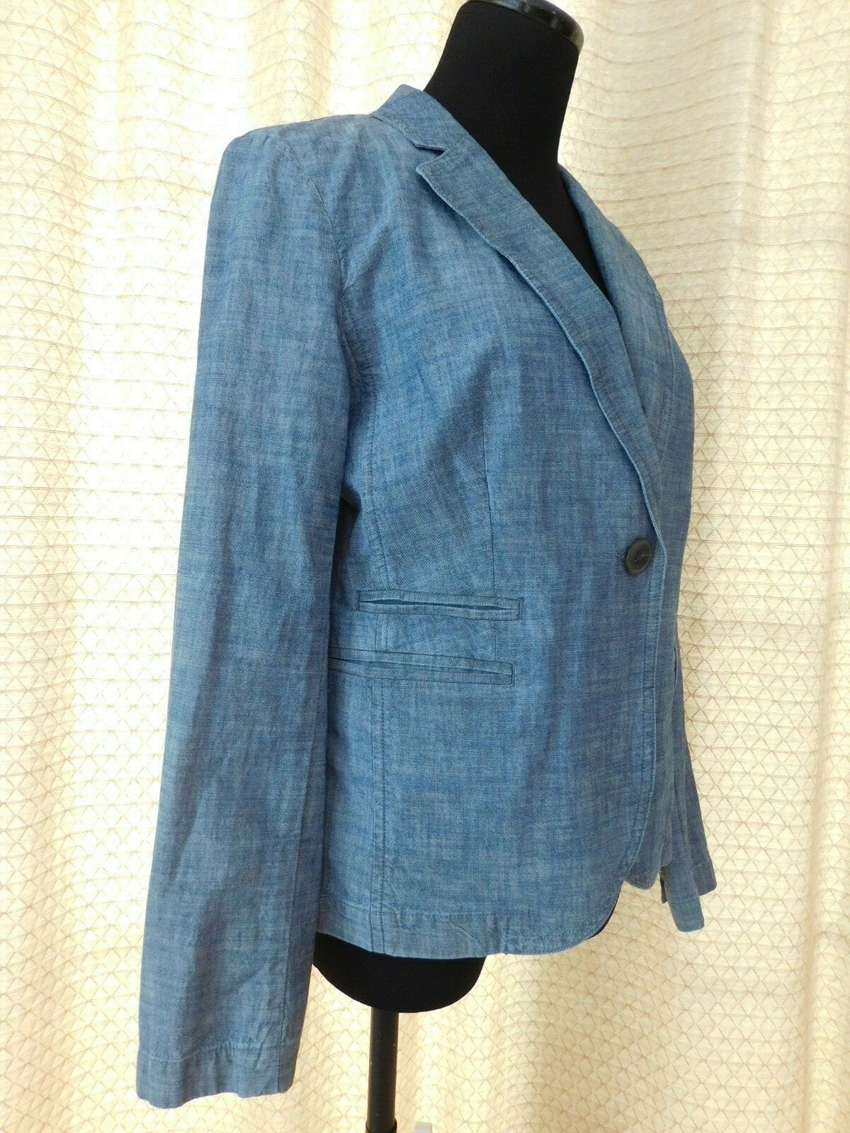 Picture 1 of 4