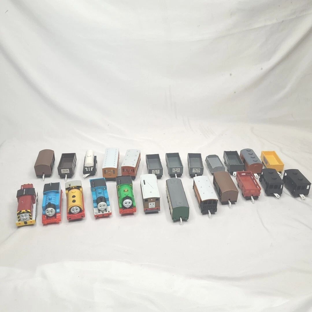  used motorized tested pack of 24 cars 