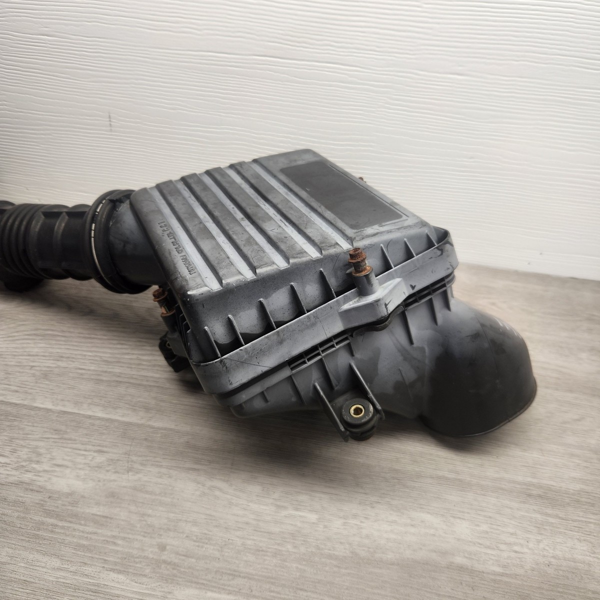 OEM 92-95 USDM Honda Civic EX SOHC VTEC D16Z6 engine air intake