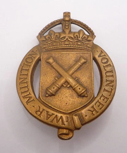 WW1 WAR MUNITION VOLUNTEER LAPEL BADGE - JR GAUNT NO 43946