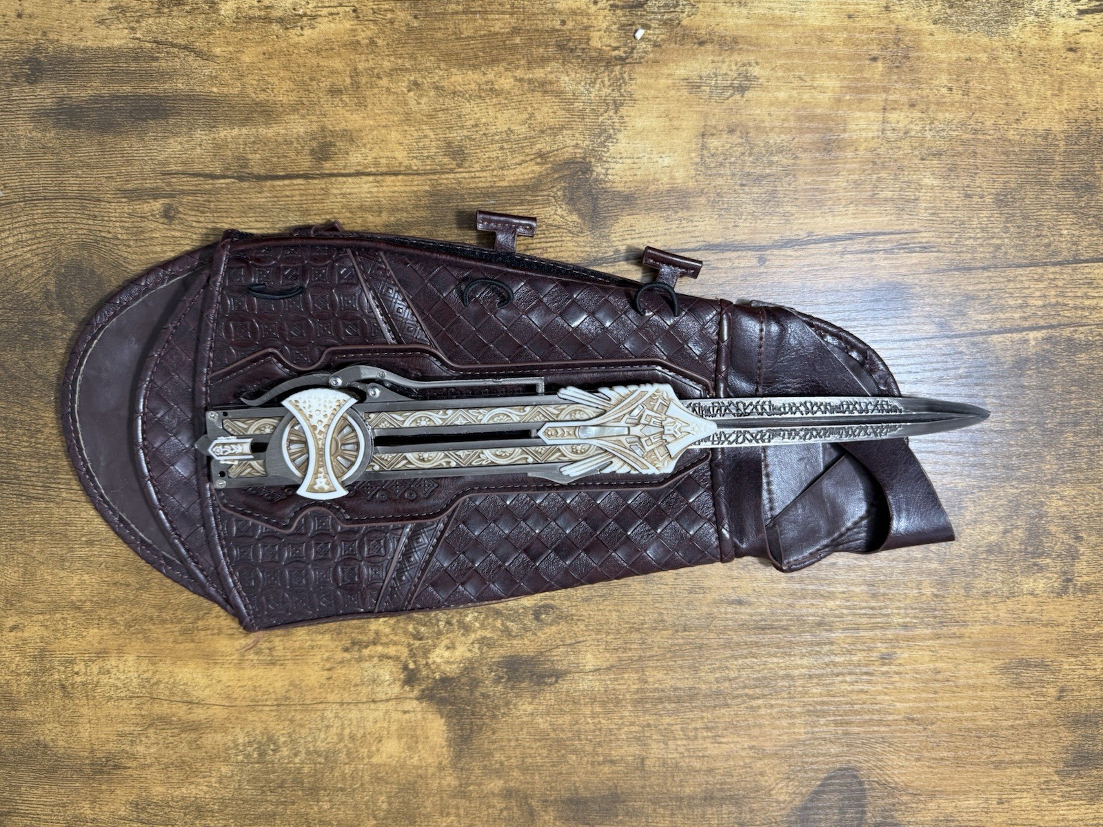 Assassins Creed Hidden Blade Of Aguilar Steel Knife Ubisoft  Cosplay