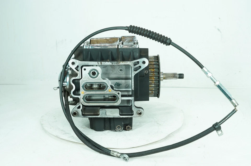 2007 Harley Touring FLHTPI Police Electra OEM 6 Speed Transmission Gearbox 33K - Image 2 of 4