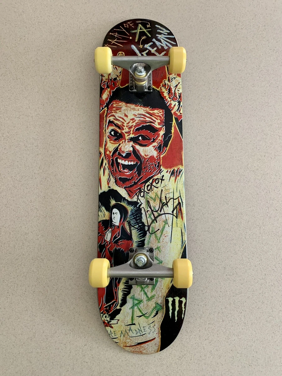 Wee Man Autographed Skateboard JACKASS Jason Acuna Knoxville Steve O Bam NEW!