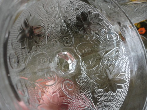 (8) Tiara Sandwich Glass Pattern Sherbets Low Compote Dessert Cups 3"T Vintage - Picture 7 of 11