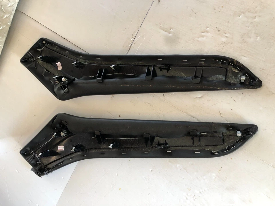 PAR DE PAINÉIS DE CAPA DE ACABAMENTO LATERAL CONSOLE CENTRAL NISSAN MURANO COURO PRETO 2015 -19 - Imagem 2 de 4