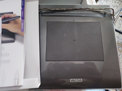 TABLETA WACOM SIN LAPIZ Volito 2 CTF-420/G0-B USB 4:3 CON CAJA CD Y MANUAL