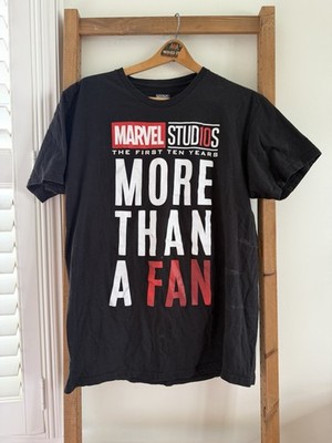 Marvel Studios 10 Years More Than A Fan T-Shirt Men s Large Phase One SDCC