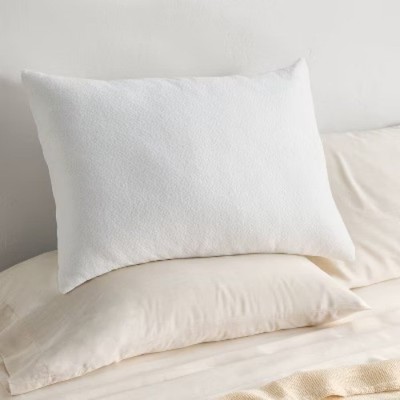 Memory Foam & Down Alternative Firm Bed Pillow - Casaluna 
