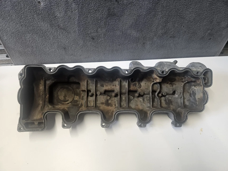 Cubierta de culata lateral derecho pasajero mercedes w215 cl500 ml500 e430 m113 fabricante de equipos originales Foto 3 de 4