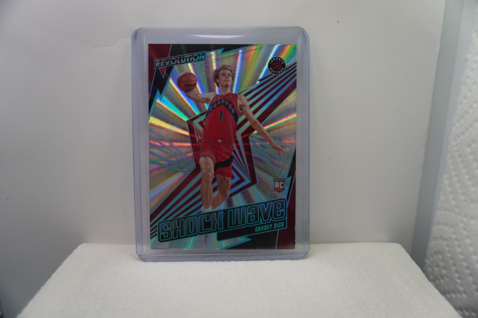 2023-24 Revolution - Shock Wave Gradey Dick #12 (RC) Sunburst /75