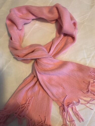 Design Studio Brand Fringed Scarf Pink Knit Ladies Acrylic Length 170 cm +Fringe - Picture 1 of 2