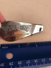 VINTAGE Travel Size Metal Shoe Horn Wise Shoe Stores SD