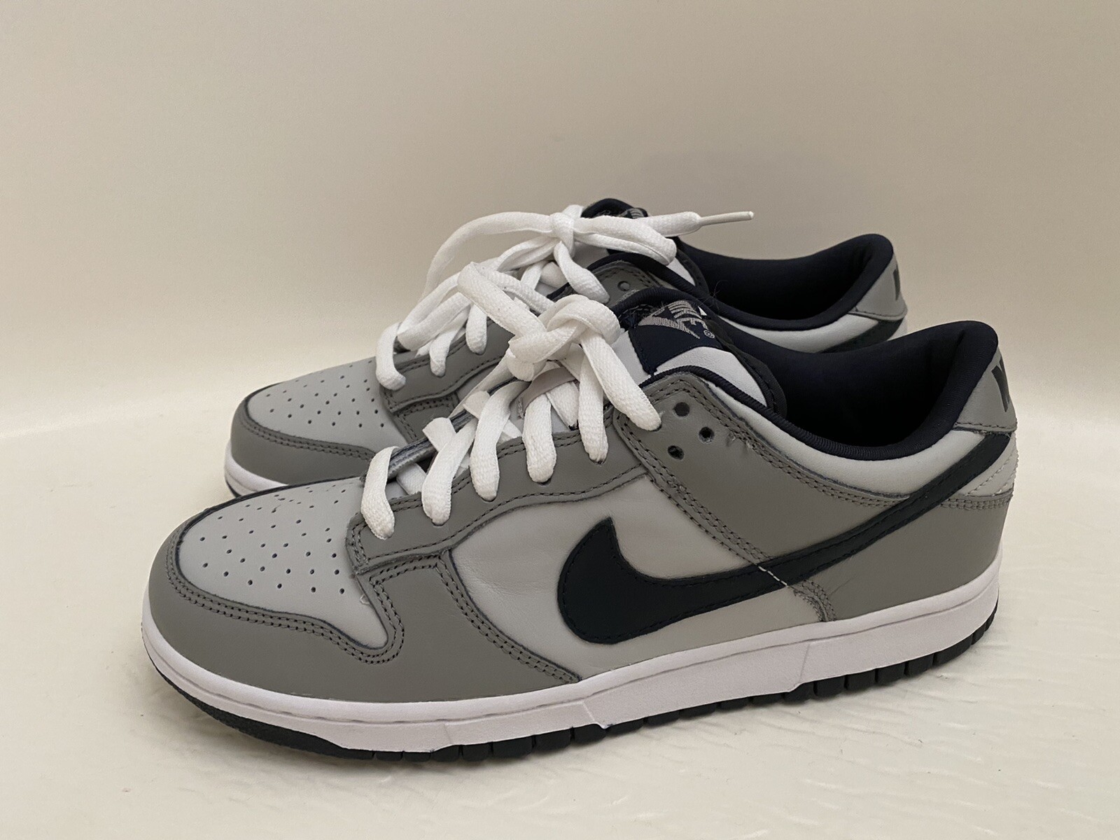 Aislante Ver insectos Cita 2002 Nike Dunk Low Pro 624044-041 NEUT Grey/Obsidian-MED Grey US Men's Size  8 | eBay