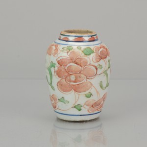 Antique Chinese Porcelain 17c Enameled Jar Famille Verte Flowers