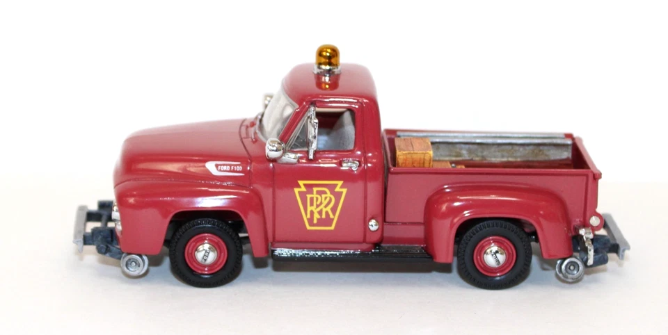Matchbox Collectibles YIS05-M 1954 Ford Pickup Pennsylvania RR 1:43 MIB w/ COA - Image 2 of 4
