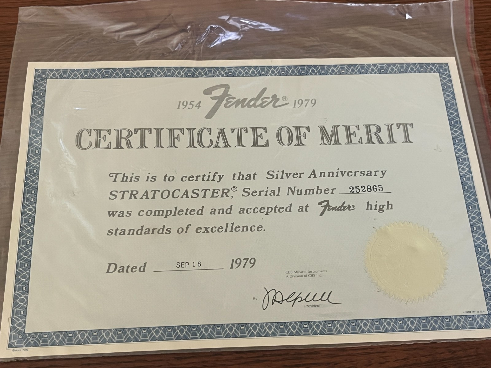 1979 Fender 25th Anniversary Stratocaster guitar certificate case candy