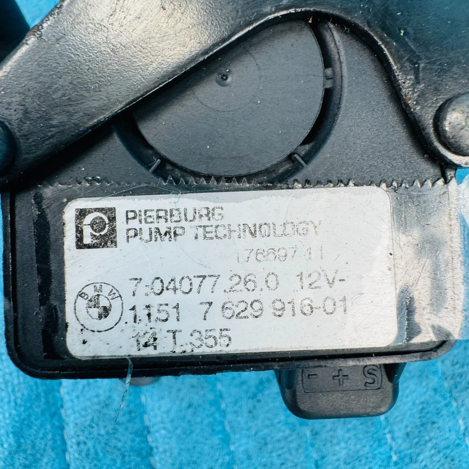 BMW 650i 2012-2017 bomba de agua auxiliar con soporte de montaje OEM 762991601 Foto 2 de 4