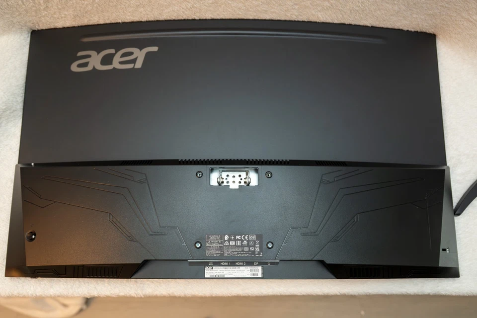 Acer 32 inch EDS320Q Curved Monitor - Full HD 165Hz 1ms HDMI DisplayPort - Image 3 of 4